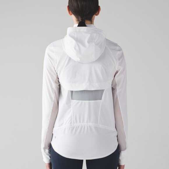 Lululemon Kicking Asphalt Jacket, white, size 6 - Picture 2 of 9